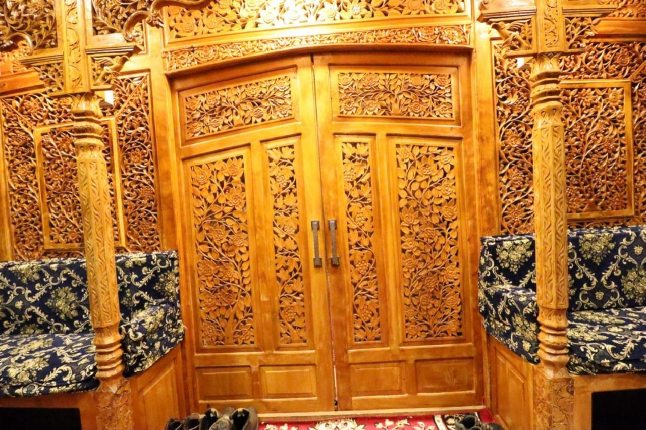 Umbrella Group Of House Boat Hotel Srinagar  Ngoại thất bức ảnh
