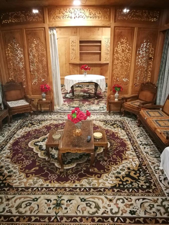 Umbrella Group Of House Boat Hotel Srinagar  Ngoại thất bức ảnh