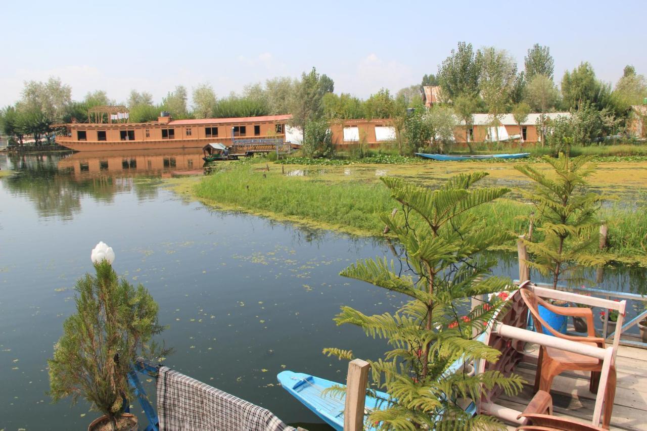 Umbrella Group Of House Boat Hotel Srinagar  Ngoại thất bức ảnh